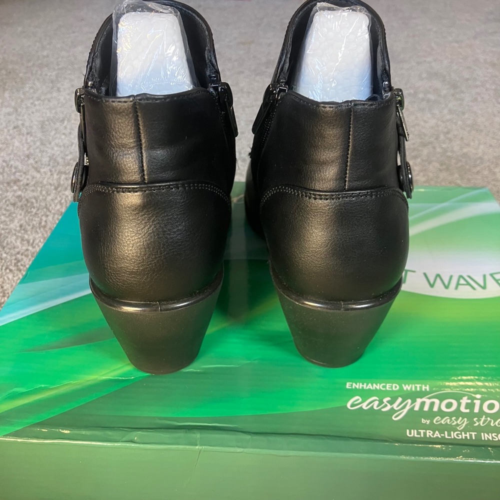 Easy Street Fritzi Black Ankle Boots Womens 6W Comfort Wave Bootie NIB Orig $75 - Picture 4 of 13